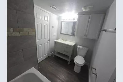 621 E 8th Street, Bonham, TX 75418 - Photo 11