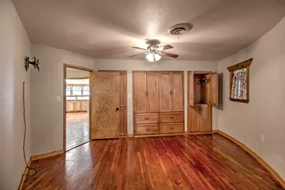 400 Oak Street, Nocona, TX 76255 - Photo 13