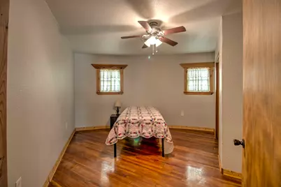 400 Oak Street, Nocona, TX 76255 - Photo 15