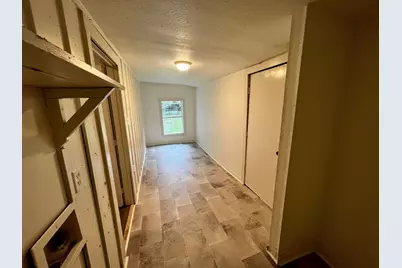 1020 N Clinton Street, Stephenville, TX 76401 - Photo 17