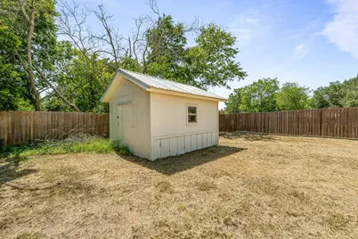 306 Dale Avenue, Stephenville, TX 76401 - Photo 17