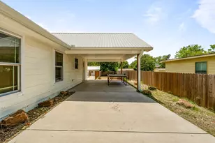 306 Dale Ave, Stephenville, TX 76401 - Photo 13