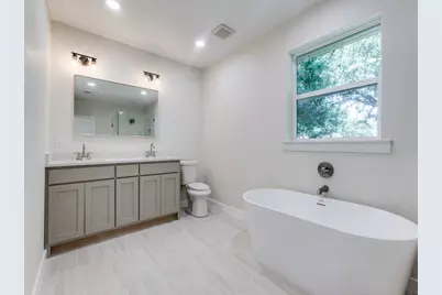 526 Pittman Street, Richardson, TX 75081 - Photo 11