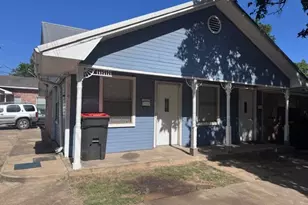 212 SE 16th St, Paris, TX 75460 - Photo 1