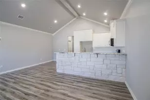 718 S Main St, McGregor, TX 76657 - Photo 5