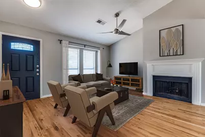 630 W Canty Street #B6, Dallas, TX 75208 - Photo 5