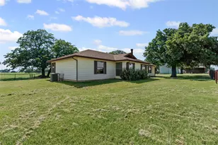 237 Hcr 1444, Blum, TX 76627 - Photo 5