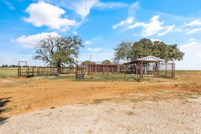 237 Hcr 1444, Blum, TX 76627 - Photo 33