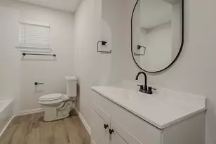 1728 Provine St, Fort Worth, TX 76103 - Photo 9