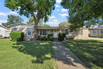 4605 Edmond Avenue, Waco, TX 76710 - Photo 1