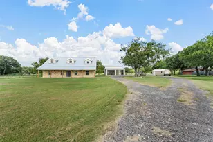 107 S Hwy 14, Wortham, TX 76693 - Photo 3