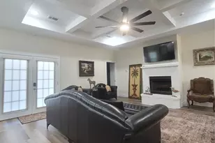 4825 Wichita St, Granbury, TX 76048 - Photo 17