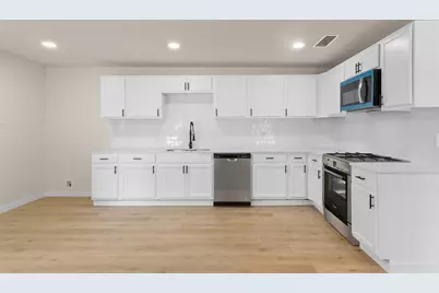 8223 Jacobie Boulevard, Dallas, TX 75217 - Photo 7