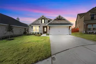 445 Pickett Creek Dr, Aledo, TX 76008 - Photo 1