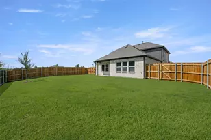 1850 Silver Birch, Waxahachie, TX 75165 - Photo 35