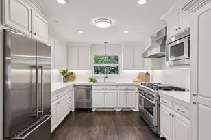 7023 Lupton Dr, Dallas, TX 75225 - Photo 9