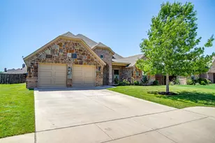 195 Melbourne Dr, Willow Park, TX 76087 - Photo 1