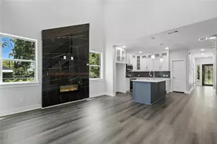 810 Euclid St, Cleburne, TX 76033 - Photo 13