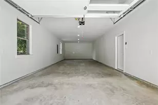 810 Euclid St, Cleburne, TX 76033 - Photo 37