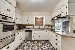 8539 Bretshire Dr, Dallas, TX 75228 - Photo 9