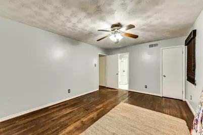 8539 Bretshire Drive, Dallas, TX 75228 - Photo 15