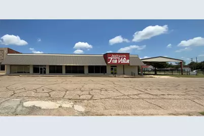 405 E Commerce Street, Mexia, TX 76667 - Photo 1