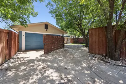 4138 Victoria Street, Irving, TX 75062 - Photo 5