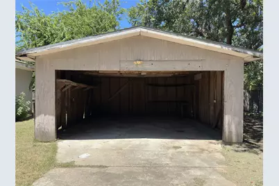 611 S Ruddell Street, Denton, TX 76205 - Photo 17