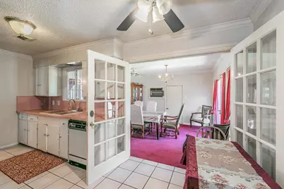 6207 Lyndon B Johnson Freeway, Dallas, TX 75240 - Photo 23