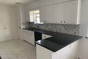 1520 Parkside Dr, Carrollton, TX 75006 - Photo 3