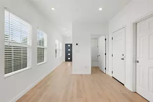 1908 Gallagher St, Dallas, TX 75212 - Photo 5