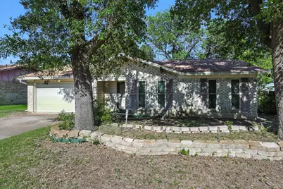 325 Hastings Drive, Cedar Hill, TX 75104 - Photo 1