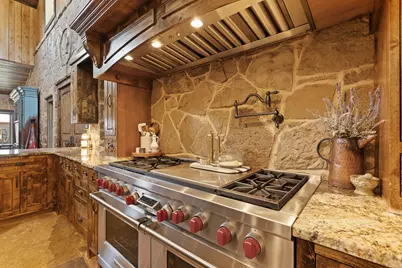 4237 County Road 312B, Cleburne, TX 76031 - Photo 11