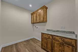 600 Samantha Circle, Ector, TX 75439 - Photo 27