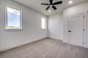 614 Twin Hills Rd, Lake Bridgeport, TX 76426 - Photo 19