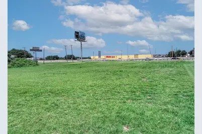 1026 E Highway 67 #E, Duncanville, TX 75137 - Photo 17