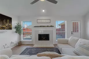 2827 St Martin Dr, Lancaster, TX 75146 - Photo 17