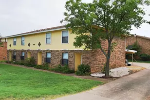 400 Amber Ln, Crowley, TX 76036 - Photo 3