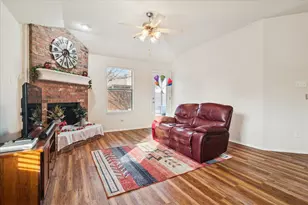 1532 Carrigan Ln, Denton, TX 76207 - Photo 5