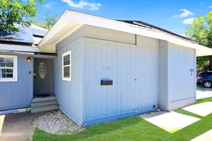 1209 15th Pl, Fort Worth, TX 76164 - Photo 1