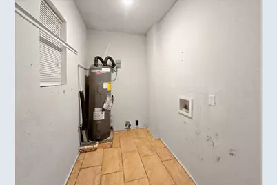 1209 15th Place, Fort Worth, TX 76164 - Photo 15