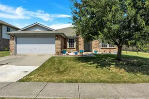 205 Broken Arrow, Krum, TX 76249 - Photo 1