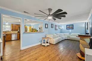 102 NE Murphy Rd, Burleson, TX 76028 - Photo 5