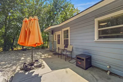 102 NE Murphy Road, Burleson, TX 76028 - Photo 17