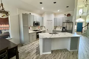 11761 Waterford Ln, Frisco, TX 75035 - Photo 7