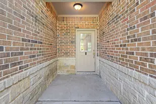 405 Magnolia St, Hico, TX 76457 - Photo 3