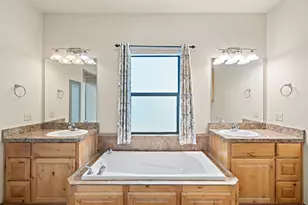 405 Magnolia St, Hico, TX 76457 - Photo 17