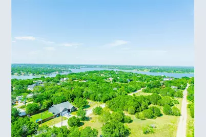2100 Sabine Street, Granbury, TX 76048 - Photo 7