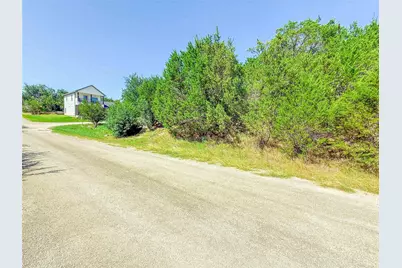 2100 Sabine Street, Granbury, TX 76048 - Photo 5
