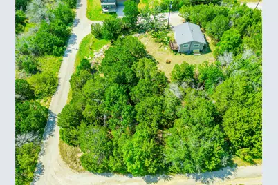 2100 Sabine Street, Granbury, TX 76048 - Photo 9